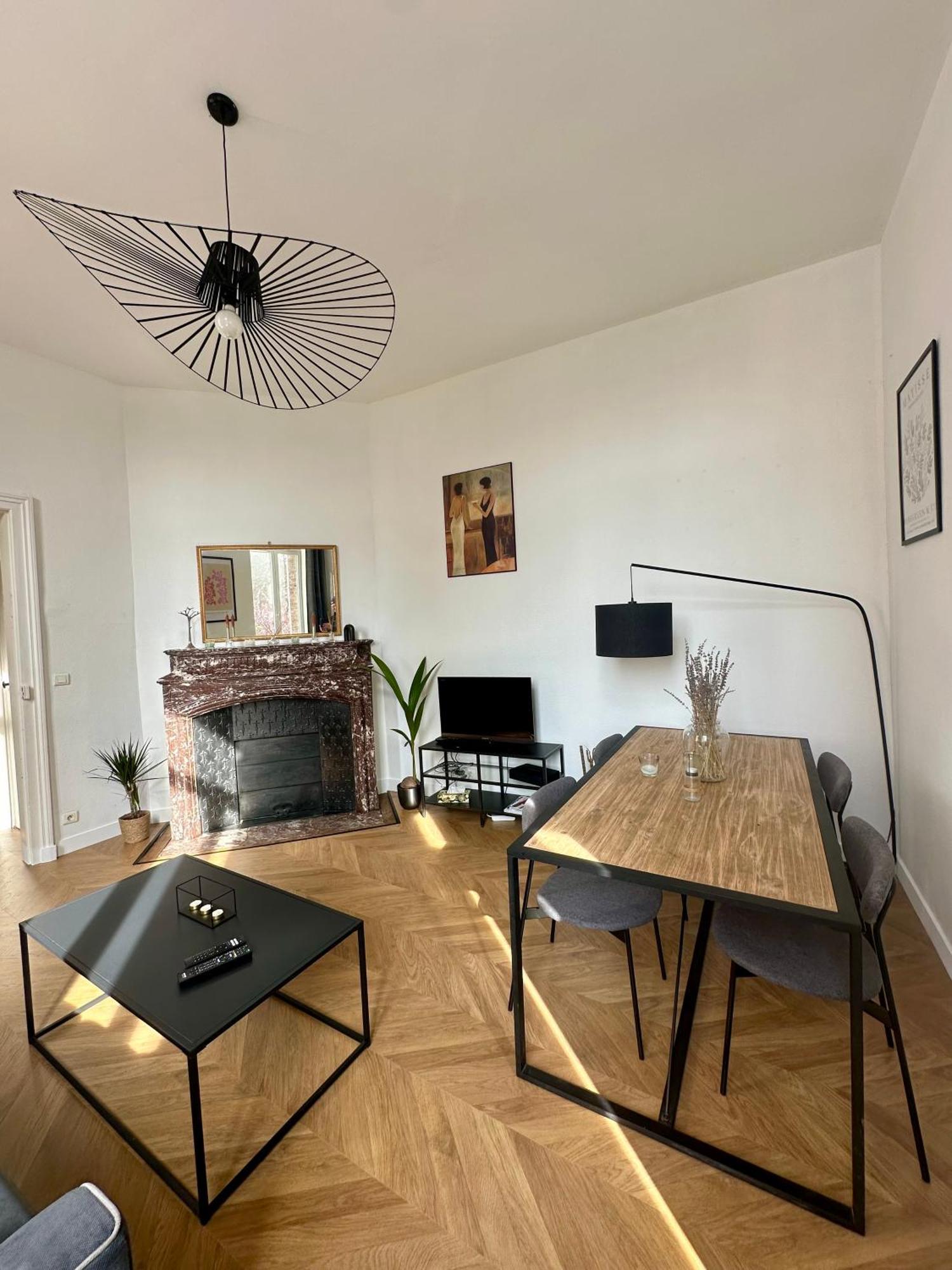 Spacieux Appt Haussmannien Parking Prive Amiens Exterior foto